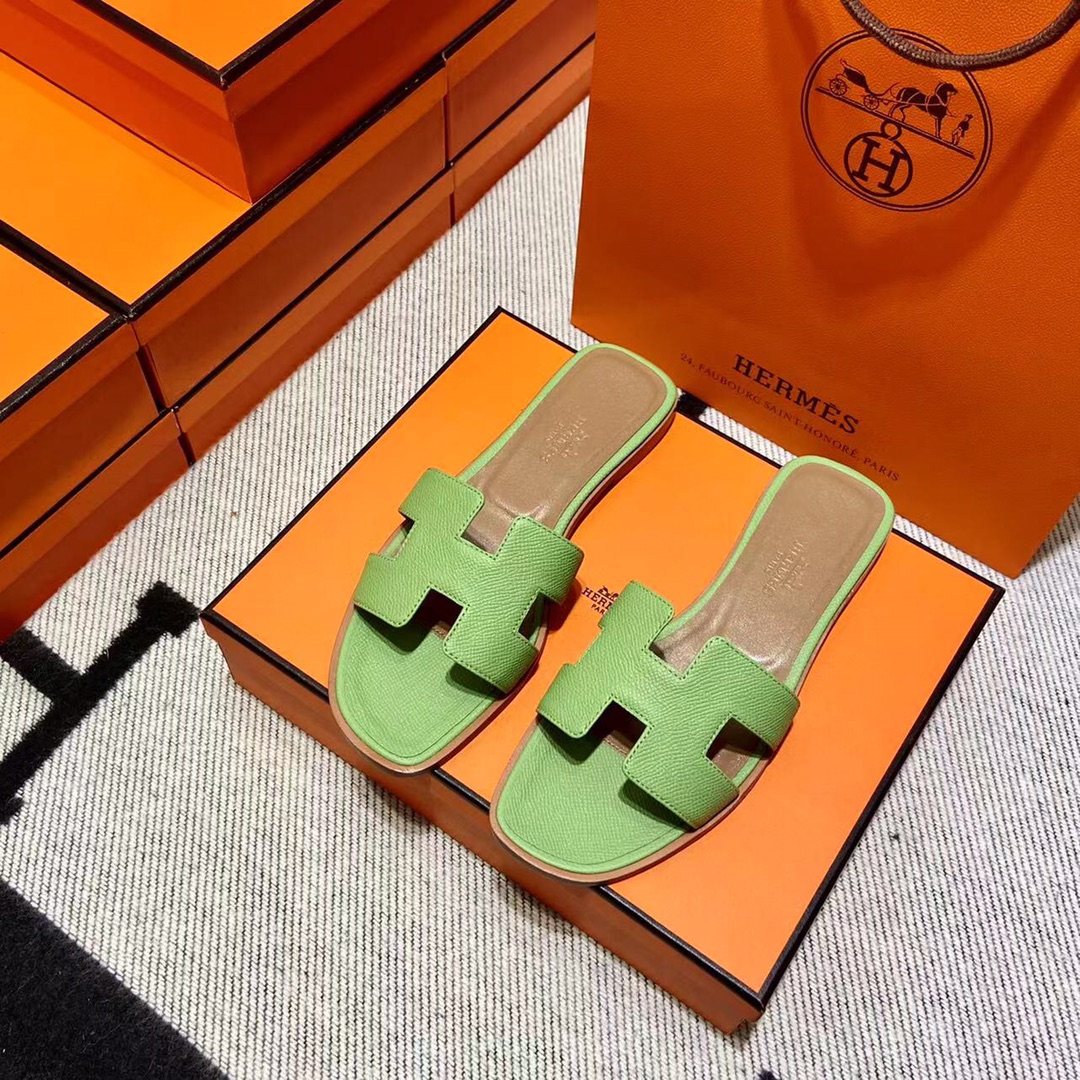 에르메스 올수공 오란 슬리퍼 샌들 앱송 111